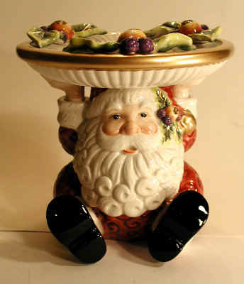 FF Santa Pillar Candle Holder.jpg (35906 bytes)